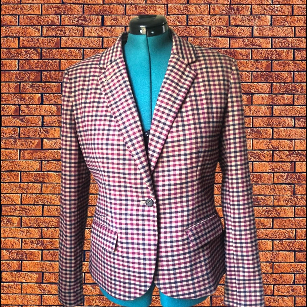 Fitted Jacket
